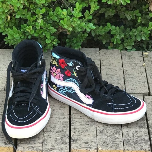high top flower vans